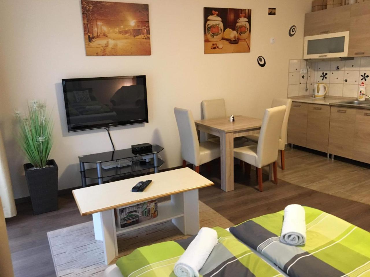 My Home Apartman Hajdúszoboszló Extérieur photo